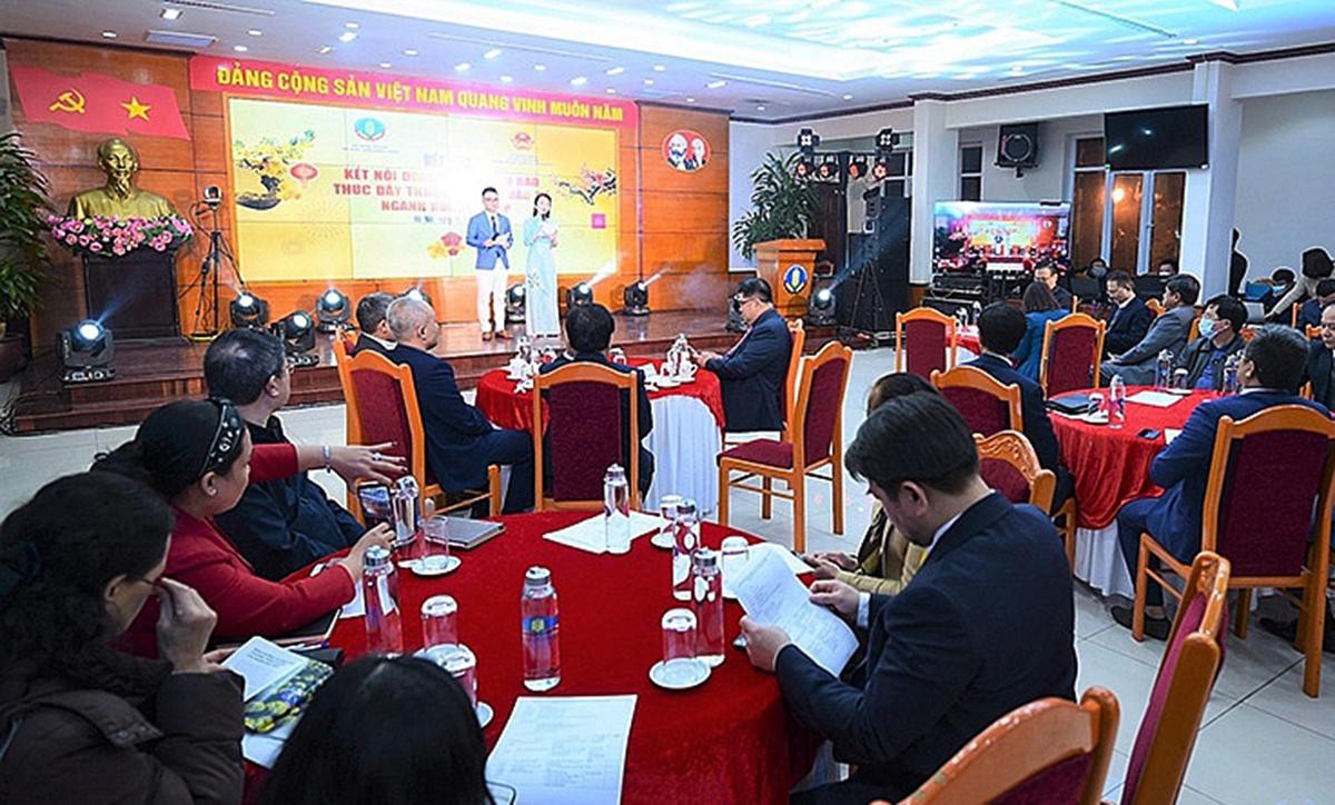 Kiều bào Việt “đau đáu” nỗi niềm phát triển nông nghiệp công nghệ cao trên đất mẹ