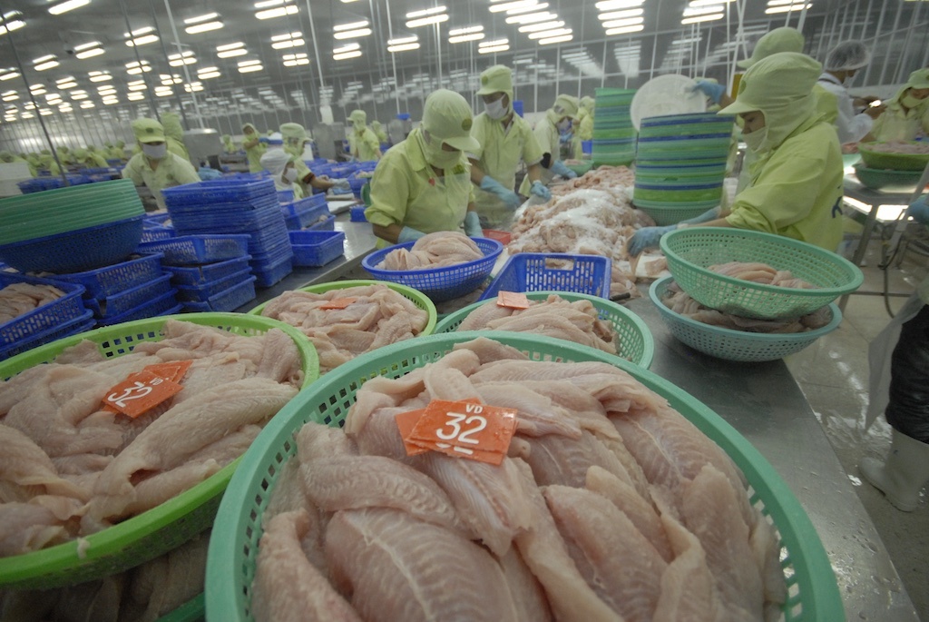 Áp lực ‘kép’ xuất khẩu vào thị trường Mỹ