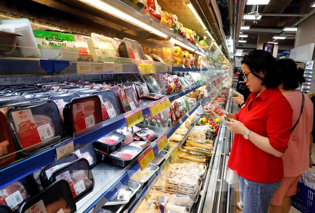 Làm sao để hàng Việt chinh phục người tiêu dùng Việt?